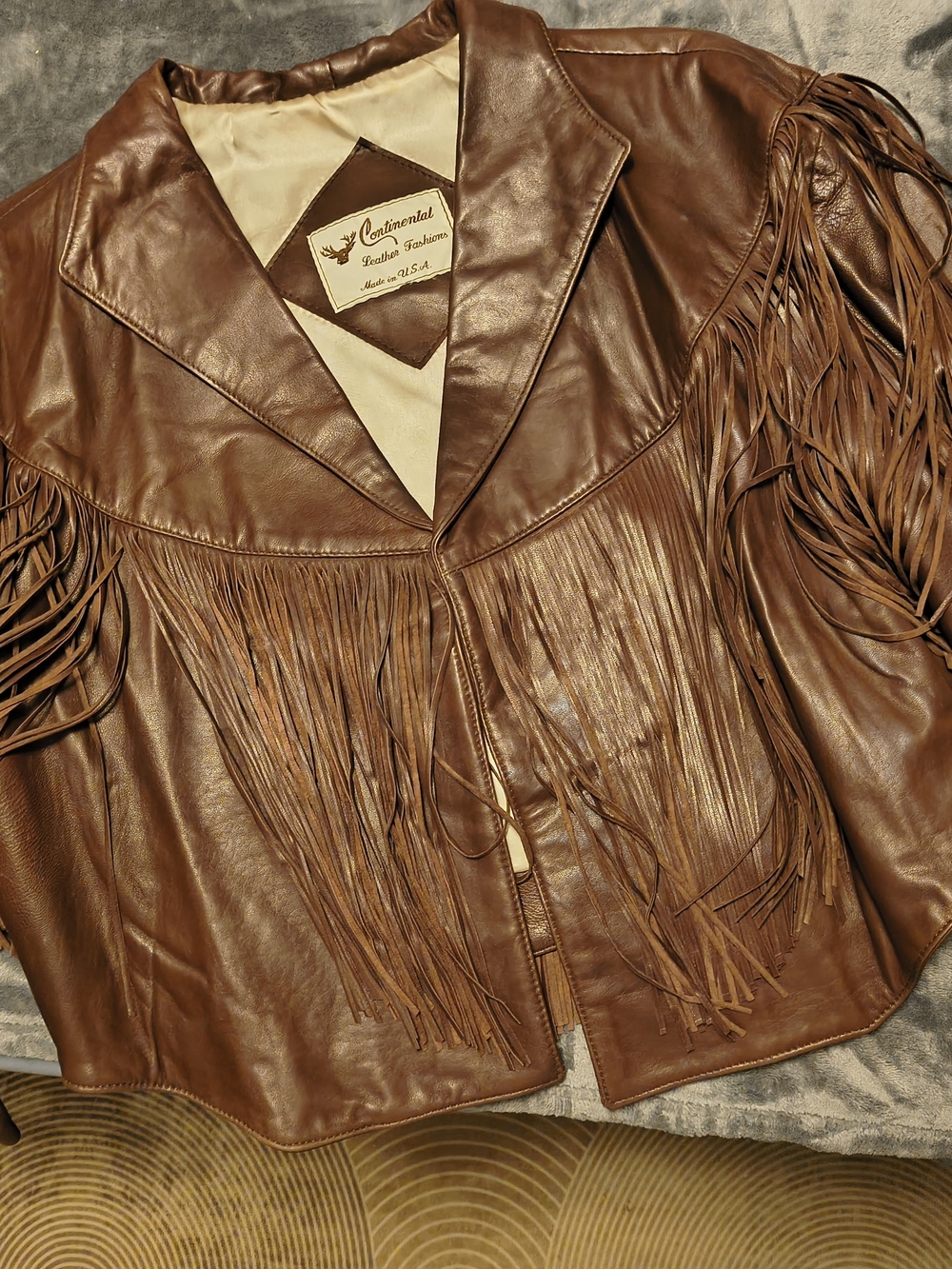 Vintage-Inspired Brown Leather Fringe Jacket by Continental - Picture 4 of 5